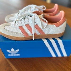 Brand NEW Adidas Originals Samba OG Size 8 women’s Wonderclay and White